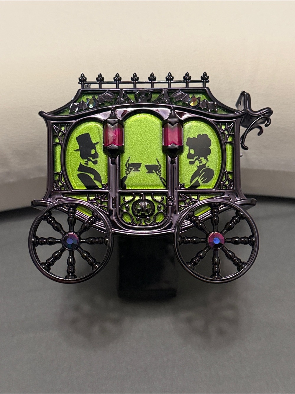 Bath & Body Works Halloween Haunted Carriage Projector Wallflower. Green/Orange - Picture 3 of 8